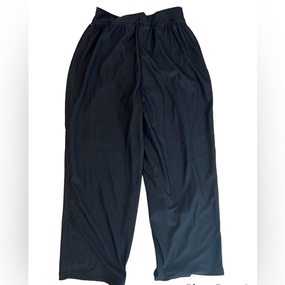 Spanx Bod-a-Bing Black Cropped Pants Size S - Picture 2 of 8